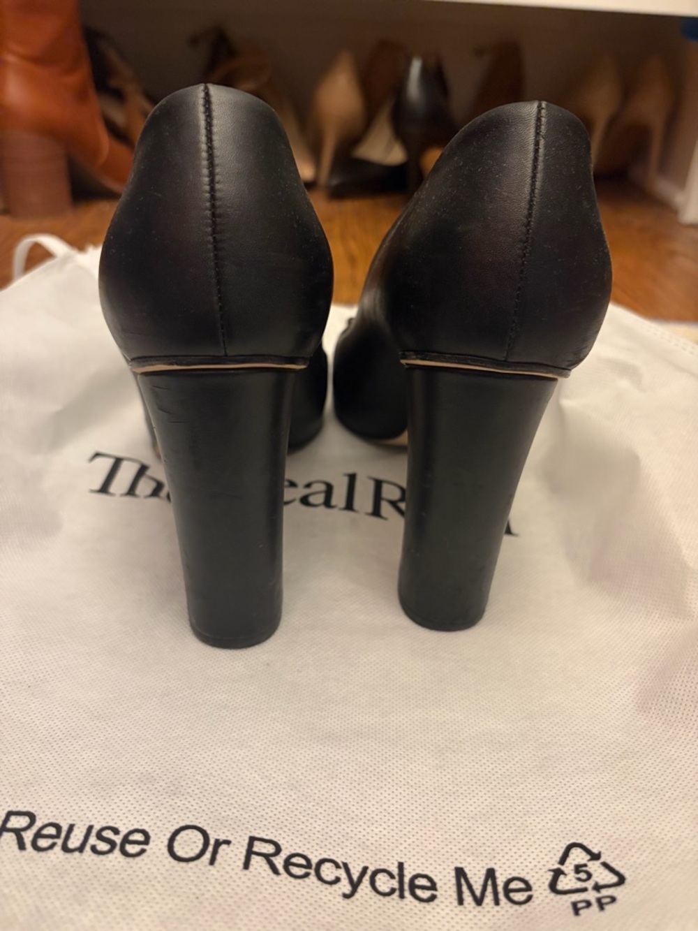 Gucci Block Heel Pumps with Gold Horsebit - Picture 3 of 5